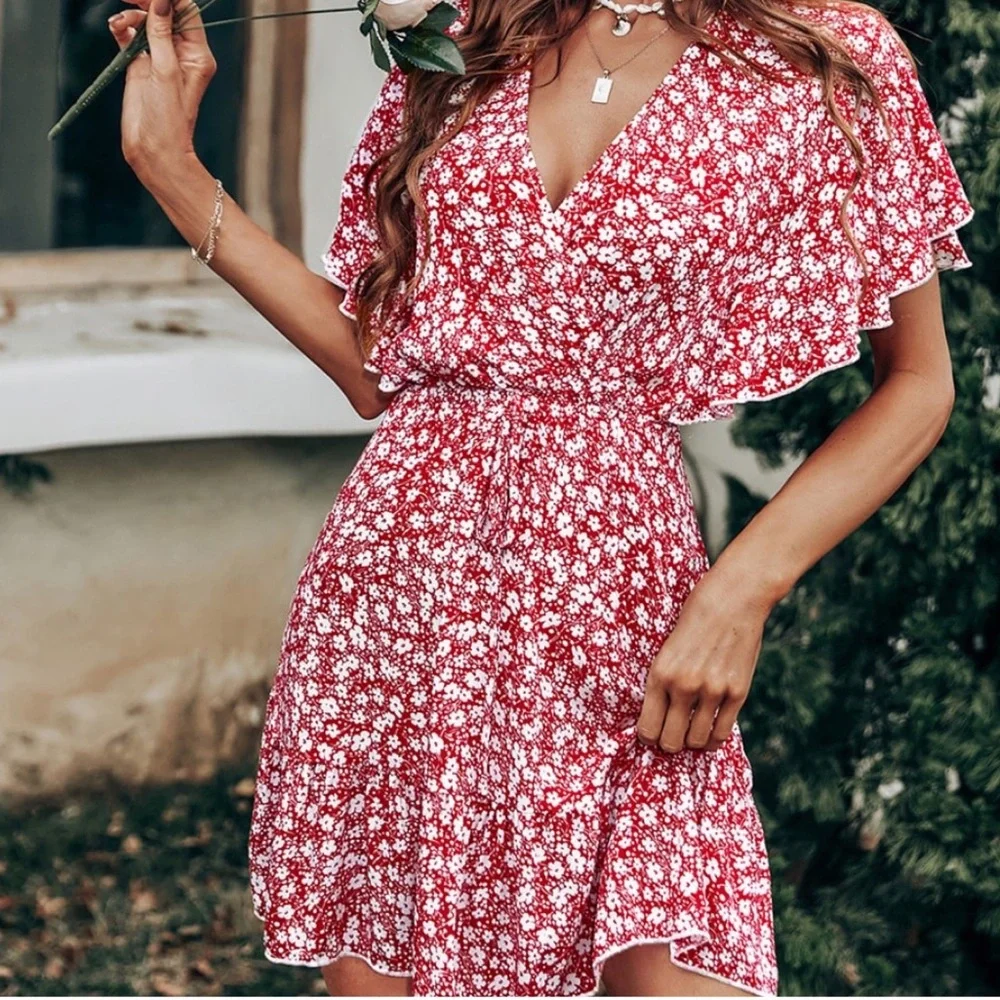 NFS 🛑Red Ditzy Floral Butterfly Sleeve Dress - Picture 3 of 8